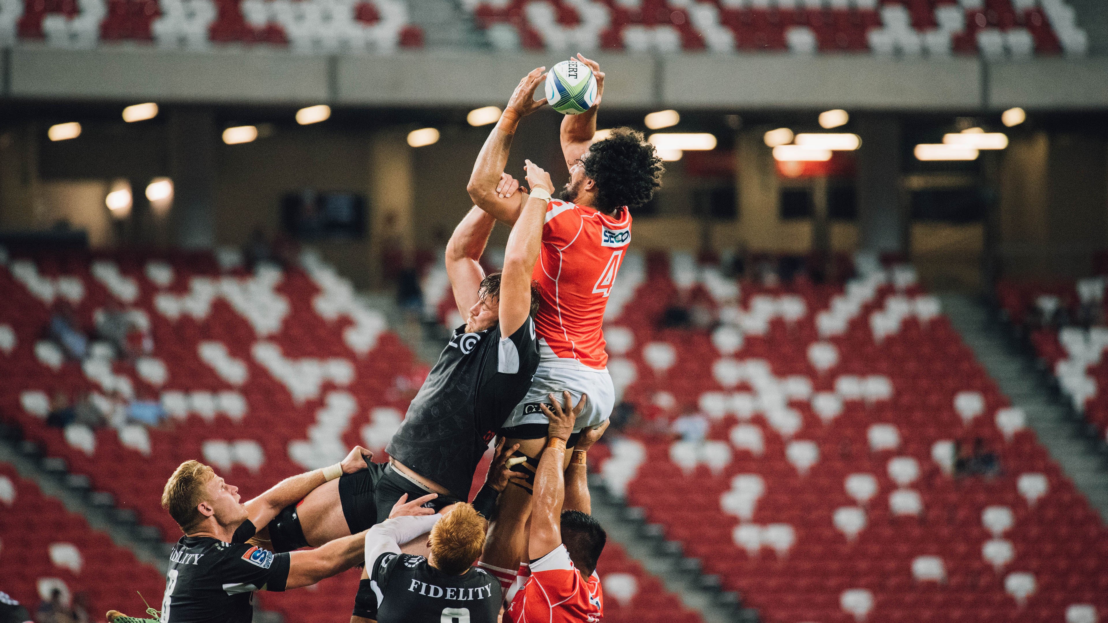 西亚卡姆爆发撕裂防线，快船窒息防守锁死太阳